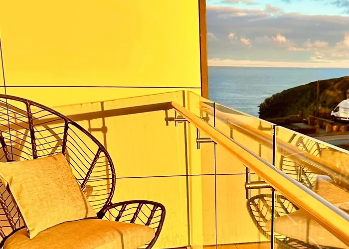 34 Cliff Edge Interior Designed Luxury Residence With Sea Views