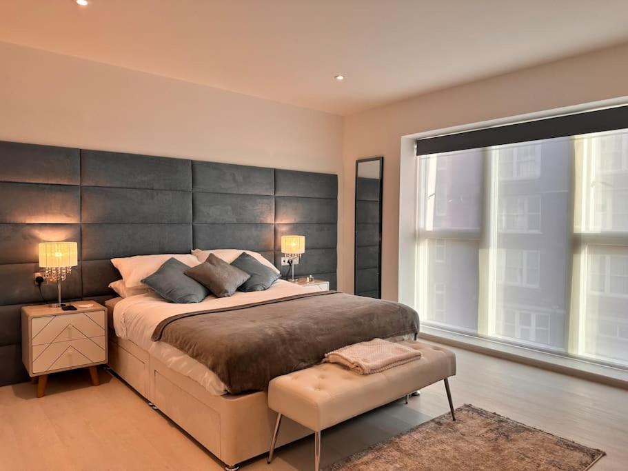 34 Cliff Edge Interior Designed Luxury With Sea Views Apartment