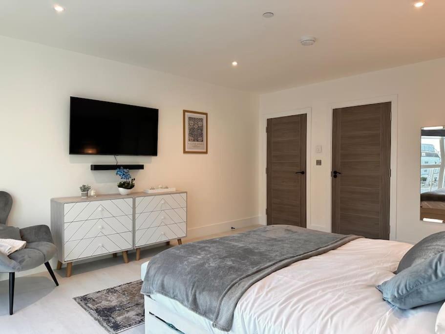 Apartment 34 Cliff Edge Interior Designed Luxury With Sea Views Newquay (Cornwall)