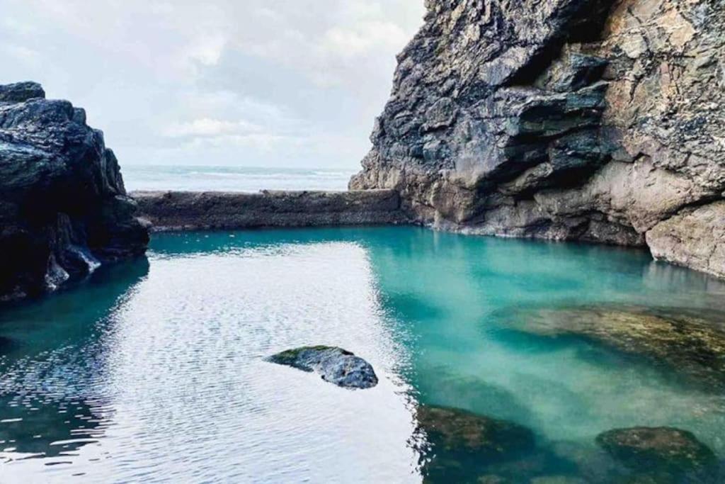 34 Cliff Edge Interior Designed Luxury With Sea Views Apartment Newquay (Cornwall)
